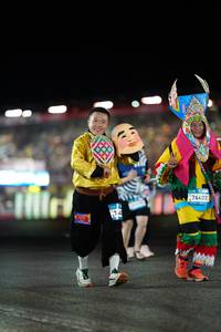 BIB: 
                            <button type="button" onclick="openModal(22995501)" class="btn btn-primary btn-sm float-right btn-popup" data-toggle="modal" data-target=".modal-high-quality">
                        <i class="fas fa-shopping-cart"></i> Add to Cart
                    </button>
                                            <button type="button" onclick="isThisMe(22995501, true)" class="btn btn-success btn-sm float-right btn-popup btn-isme hidden" data-toggle="tooltip" data-placement="bottom" title="นี่คือรูปของคุณใช่ไหม คลิกที่นี่เพื่อเอาเข้าอัลบั้ม">
                        <i class="fas fa-plus"></i> Add to album
                    </button>
                    <button type="button" onclick="isThisMe(22995501, false)" class="btn btn-warning btn-sm float-right btn-popup btn-isnotme hidden">
                        <i class="fas fa-ban"></i> Remove from album
                    </button>